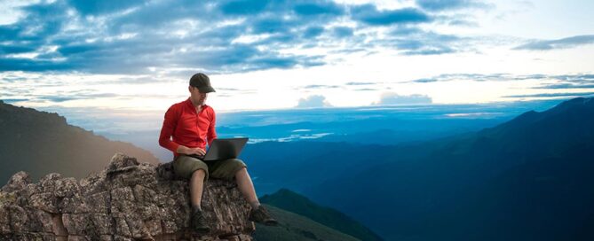 Homeoffice mit Bergsicht